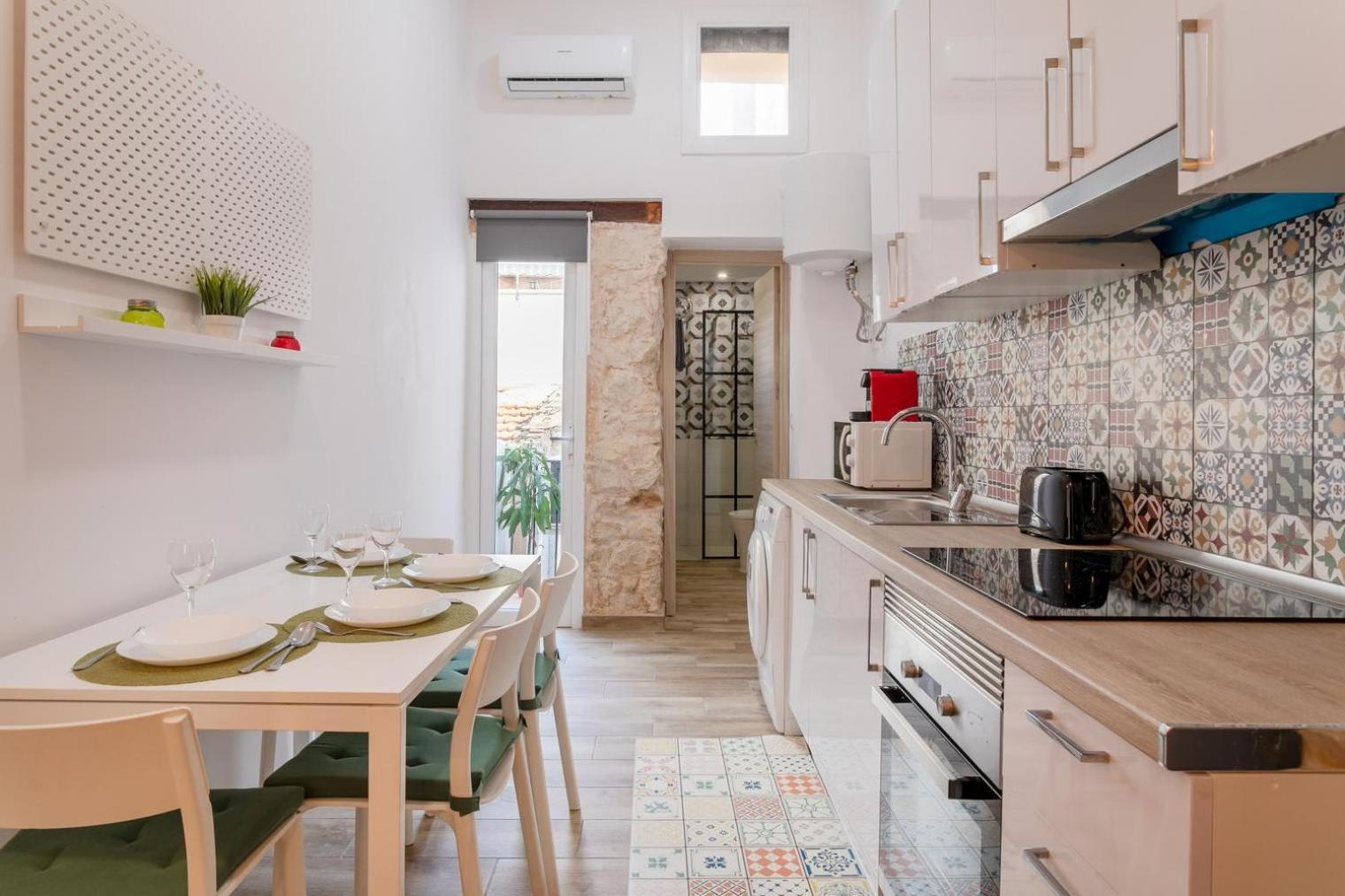 Bel Appartement Rustique Au Coeur D'Alicante Luaran gambar
